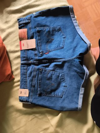 Pantalón vaquero corto azul