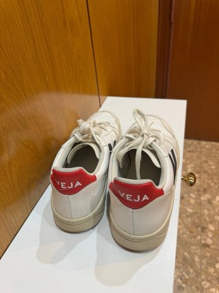 Veja V-10 Leather Talla 44