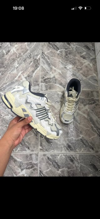 Adidas Response Bad Bunny Talla 41.5