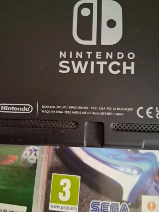 Consola Nintendo Switch con juegos