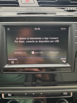 Volkswagen Touran 2016