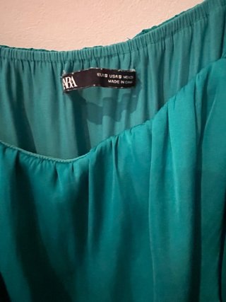 Vestido largo turquesa con tirantes