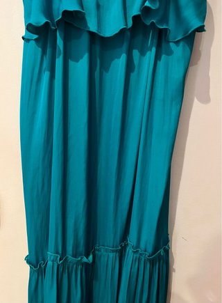 Vestido largo turquesa con tirantes