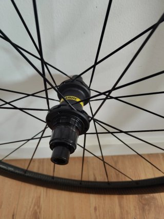 Set di Ruote Mavic Cosmic SL 45mm Carbonio