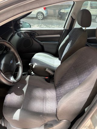 Ford Focus 2001