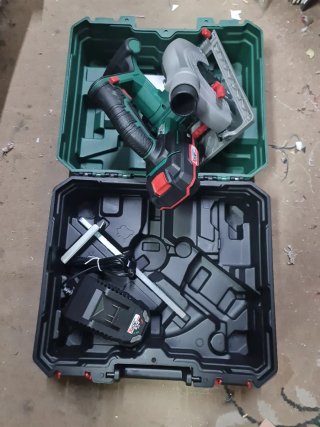 Sierra Circular Parkside 20V Maletín
