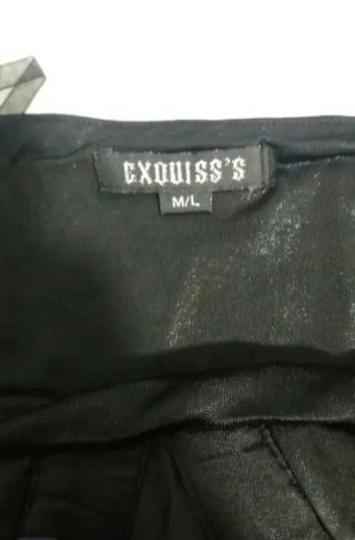Camiseta tirantes negra con pedrería