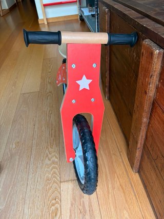 Bicicleta de madera para niños