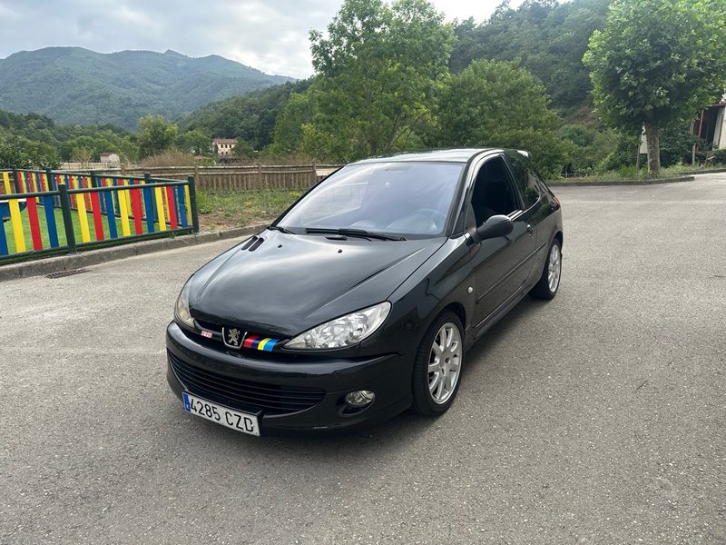 Peugeot 206 2004 - foto 1