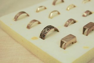 Lote 23 Anillos Oro y Plata