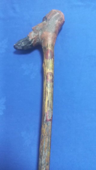 Bastón artesanal antiguo tallado