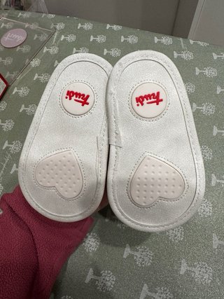 Sandali Trudi bimba bianche con cuore rosso