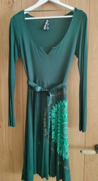 Vestido Desigual verde talla única