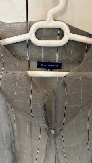 Vestido Adolfo Dominguez con capa
