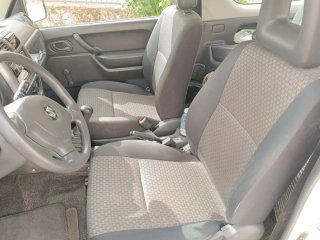 Suzuki Jimny 2012