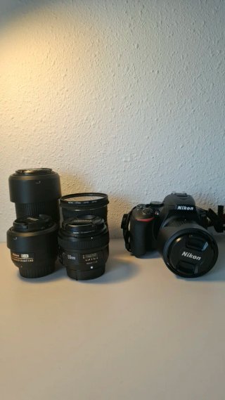 Cámara Nikon D5600 + Lote Objetivos + Mochila
