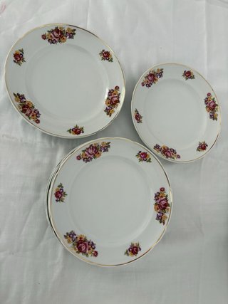 Platos Santa Clara porcelana flores rosas