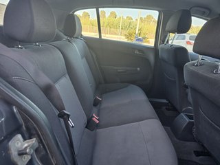 Opel Astra 2012