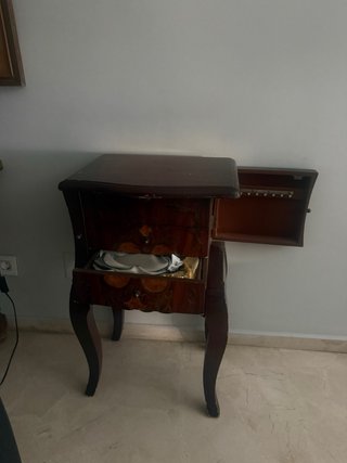 Joyero de madera con diseño