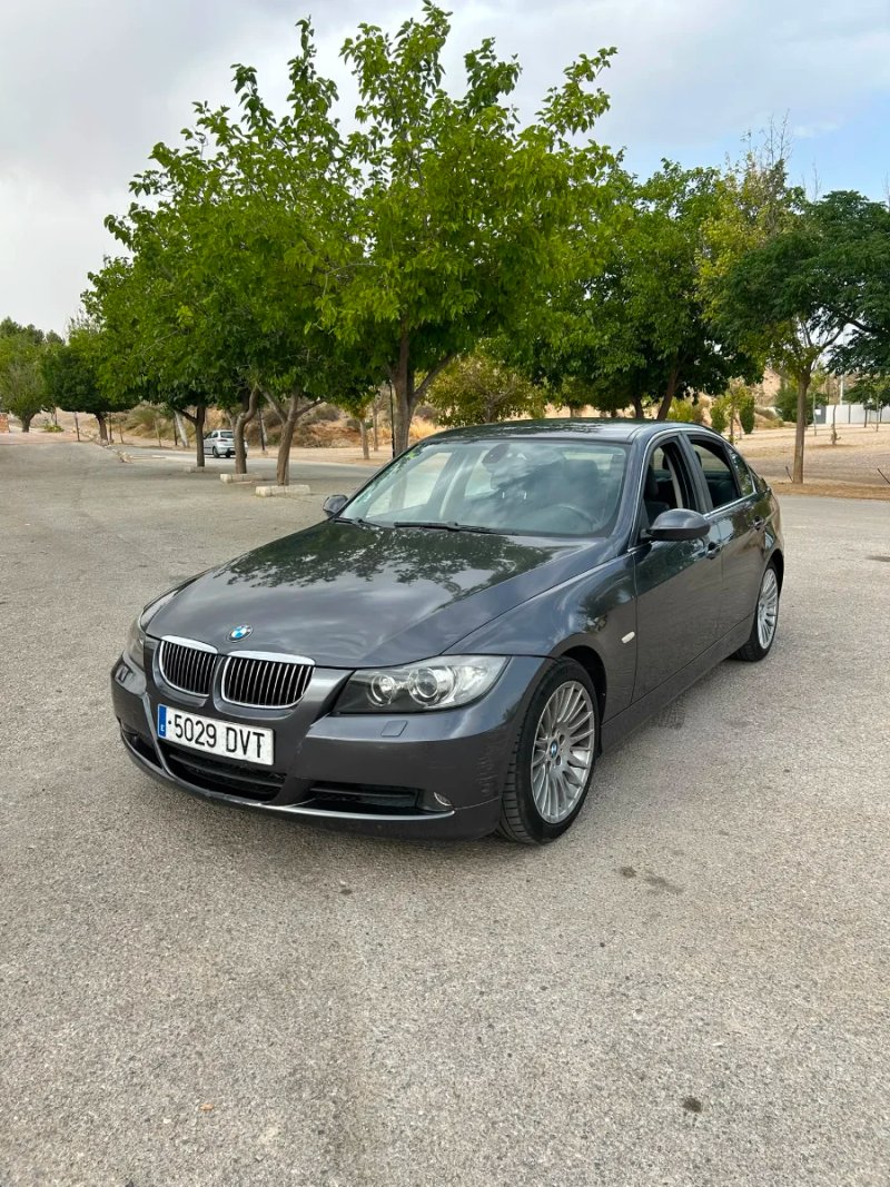 BMW Serie 3 2006 - foto 1