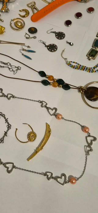 Lote Joyas: Collar, Broche, Pendientes