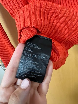 Jersey H&M rojo acanalado
