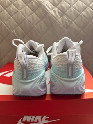 Nike Vomero Plus Mujer Turquesa y Blanco