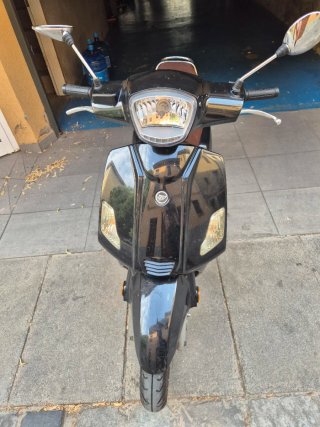 Moto Scooter 125cc año 2016
