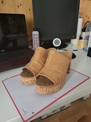 Sandalias Marypaz tacón plataforma marrón