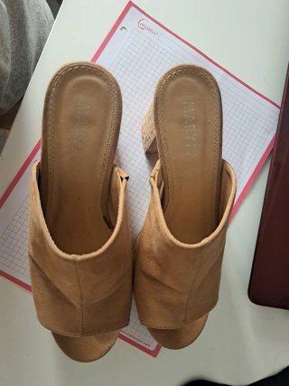 Sandalias Marypaz tacón plataforma marrón