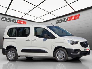 Opel Combo Life 1.5d 100cv. BUSINESS EDITION