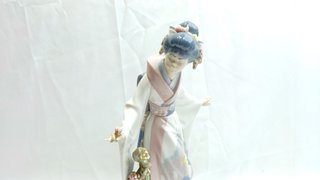Figura Lladro Geisha Teruko