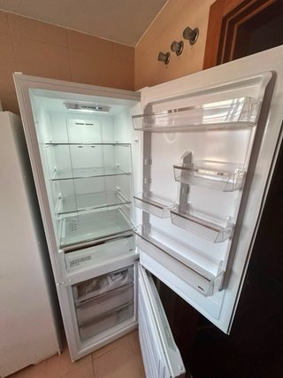 Frigorífico Combi Midea