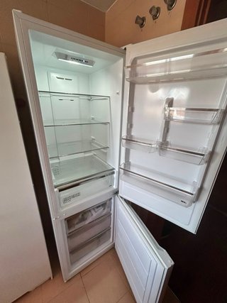 Frigorífico Combi Midea