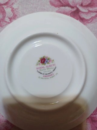 2 Piattini Royal Albert Vintage Fiori