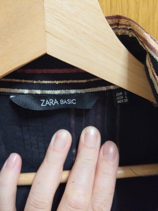 Camisa Zara Negra Rayas Doradas Talla L