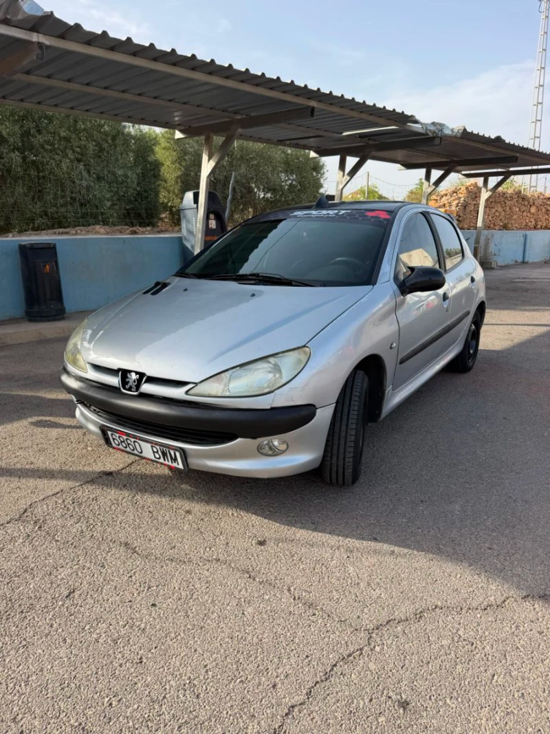 Peugeot 206 - foto 1