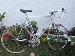 Bicicleta de ruta vintage Macario de acero