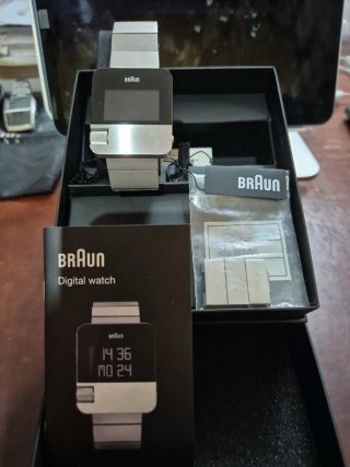 Reloj Braun Digital Plata
