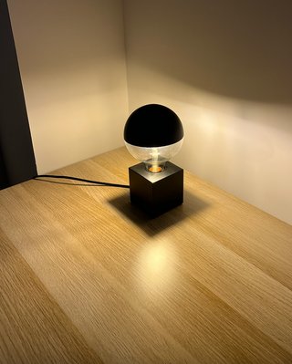 Lámpara Mesa Hema Negra Vidrio