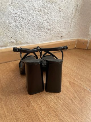 Tacones Pull&Bear negros plataforma