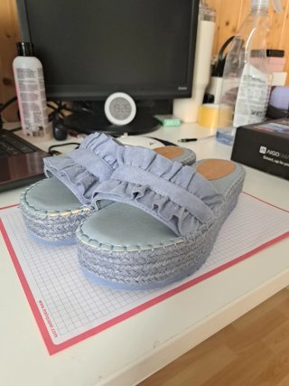 Sandalias plataforma Moda plus volantes talla 37