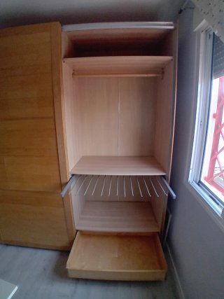 Armario corredera de madera