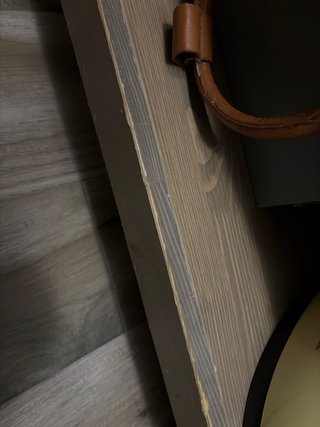 Vitrina de madera y cristal
