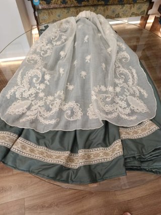 Traje de Fallera