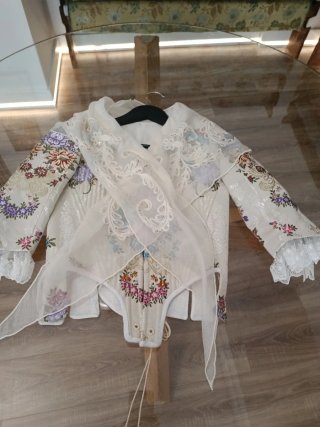Traje de Fallera