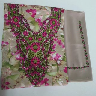 Vestido Majawir bordado floral talla única