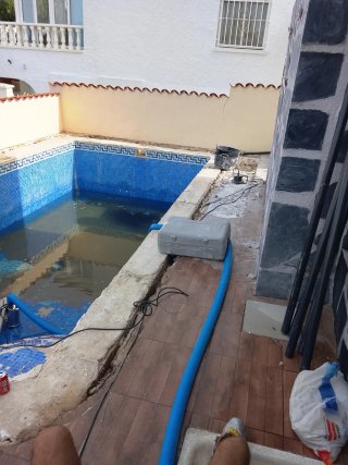 Trabajos de reformas integrales y piscinas