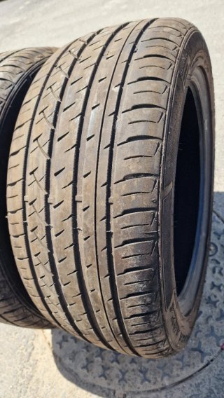 Neumáticos 215/50/17