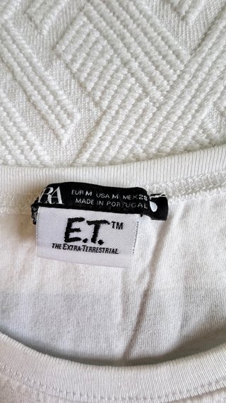 Camiseta ET The Film Zara Talla M